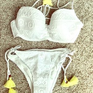 Victoria’s Secret bikini set 32D / S